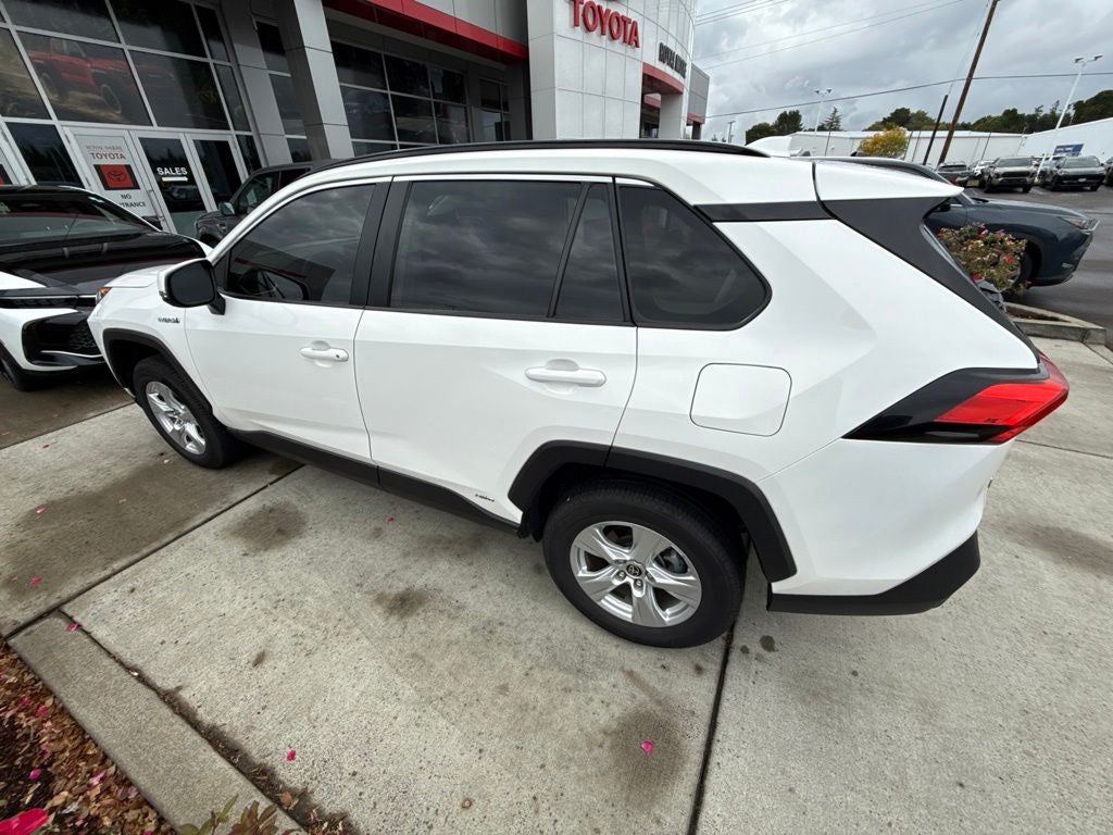 2021 Toyota RAV4 Hybrid XLE