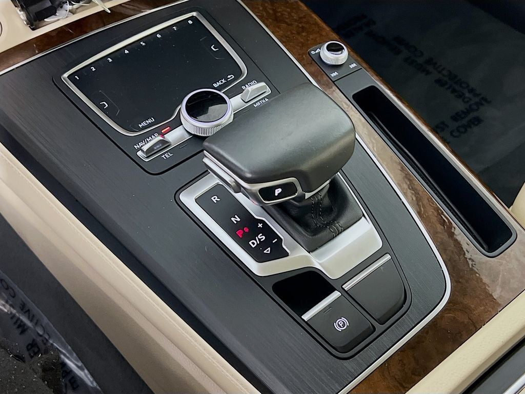 2020 Audi Q5 e 55 Premium Plus quattro