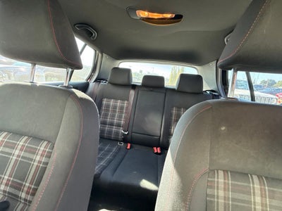 2013 Volkswagen GTI Wolfsburg Edition